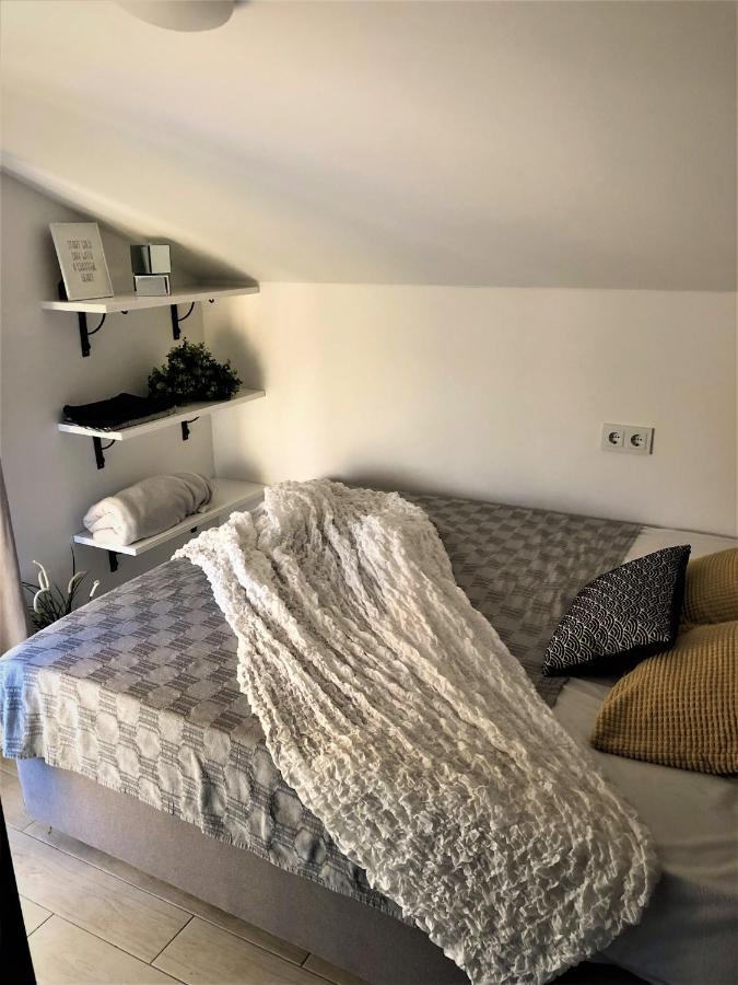 Apartments Jaki Crikvenica Εξωτερικό φωτογραφία